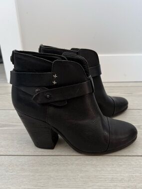 Rag & Bone 37 Harrow ankle boot black leather block heel buckle classic minimal